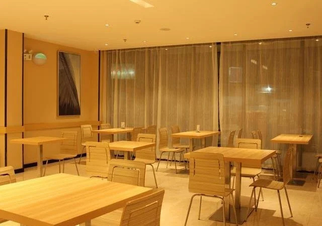 City Comfort Inn Baise Jingxi Caifu Plaza