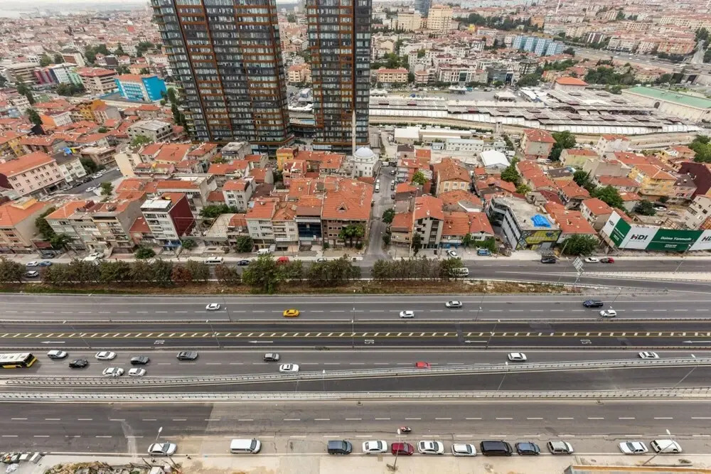 Modern Flat with Fantastic City View in Kadikoy