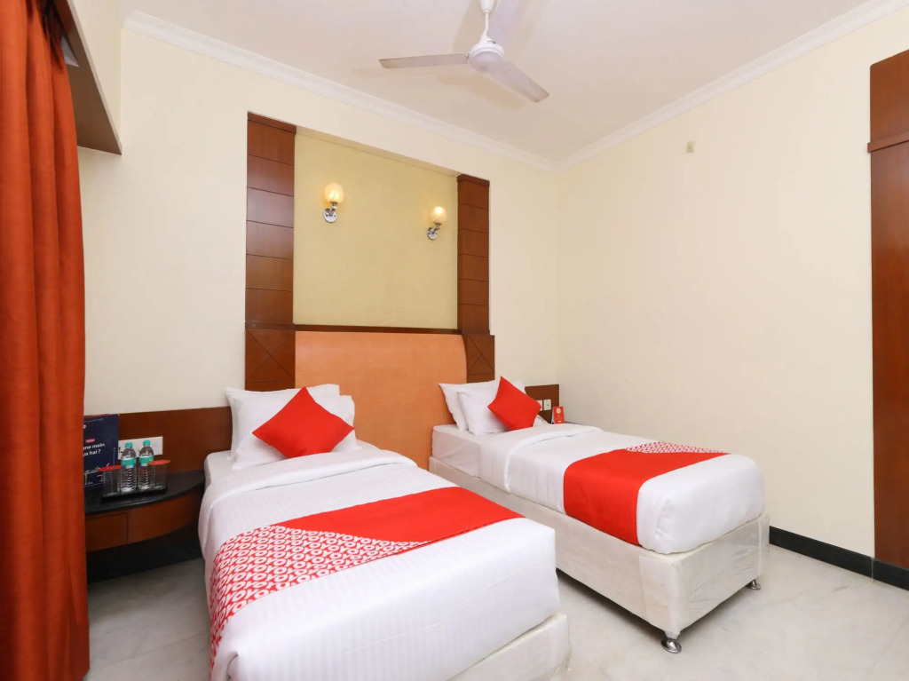OYO Townhouse 551 Chennai Deluxe Koyambedu