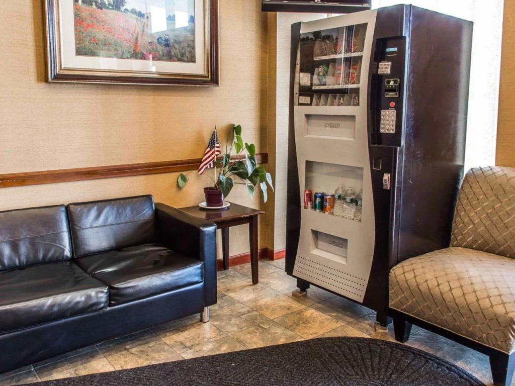 Avion Inn Near LGA Airport, an Ascend Collection Hotel