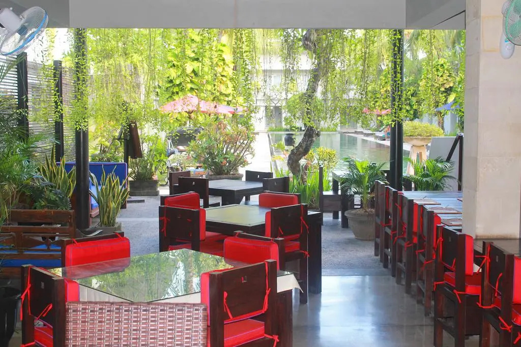 The Oasis Kuta by RedDoorz