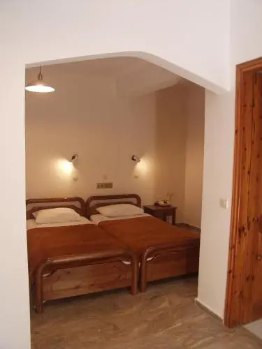 Hotel Adonis