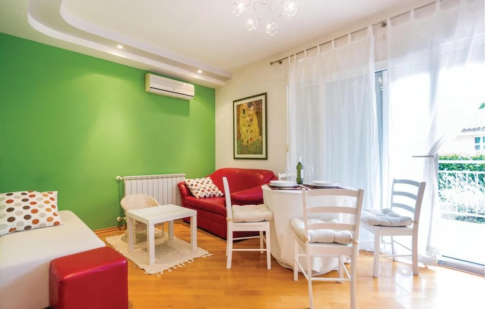 Nice Home in Rijeka With Wifi and 1 Bedrooms