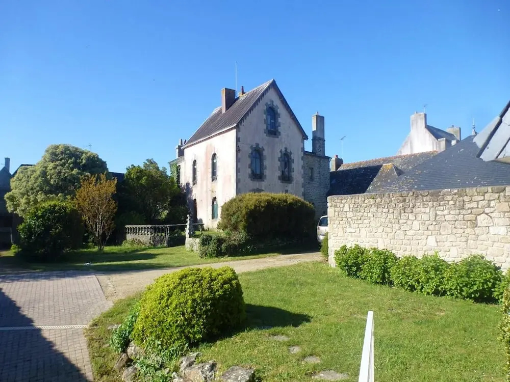 House With 4 Bedrooms in Loctudy, With Wonderful sea View, Enclosed Ga