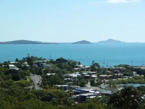 Oscars View - Airlie Beach