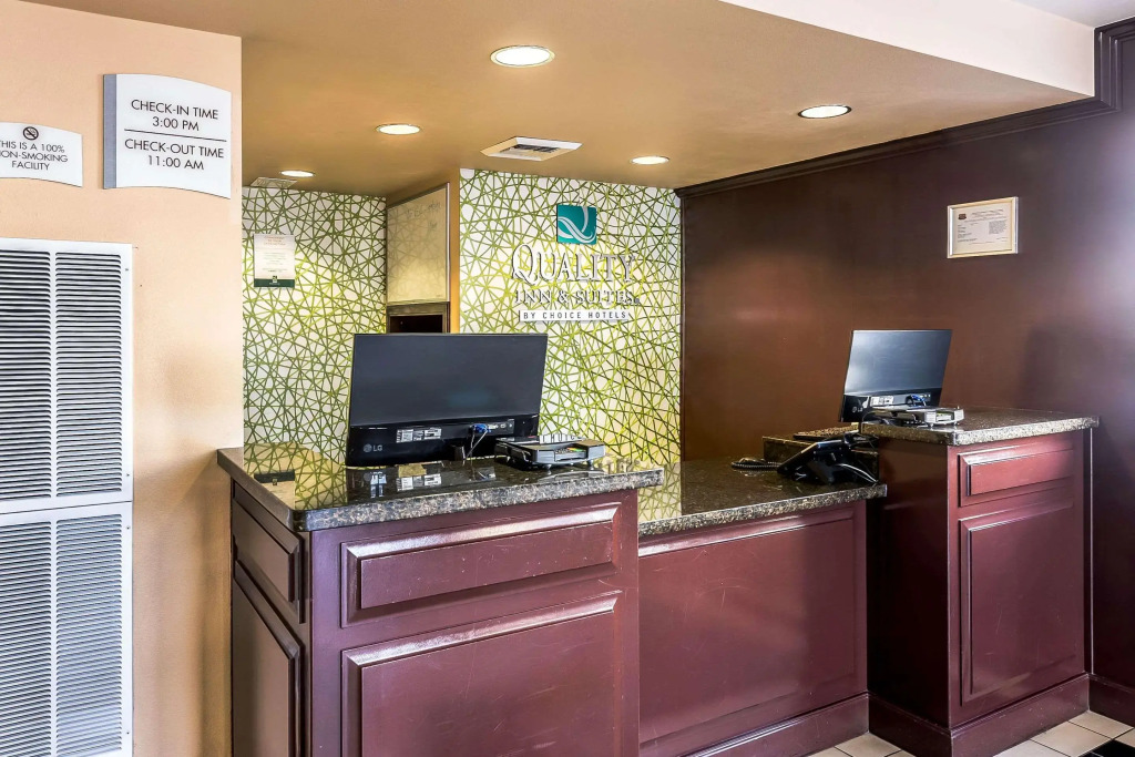 Quality Inn & Suites