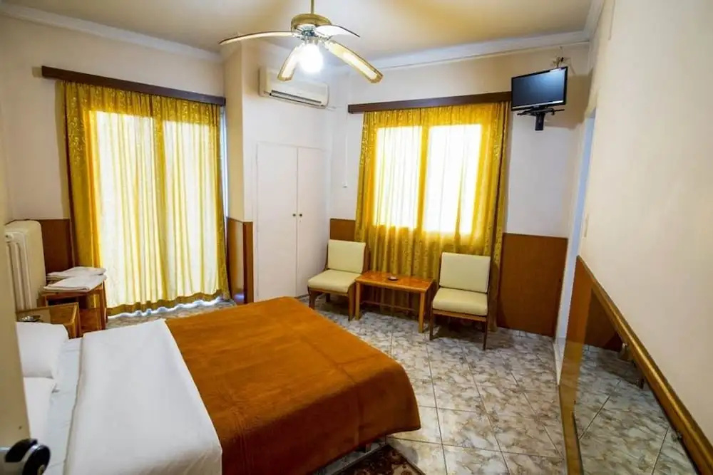 Aegli Hotel