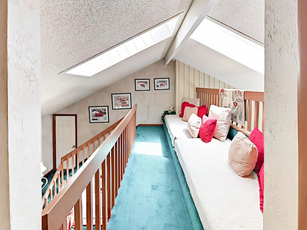 4562 Streamside Circle E Duplex Unit B 3 Bedrooms 3 Bathrooms Duplex