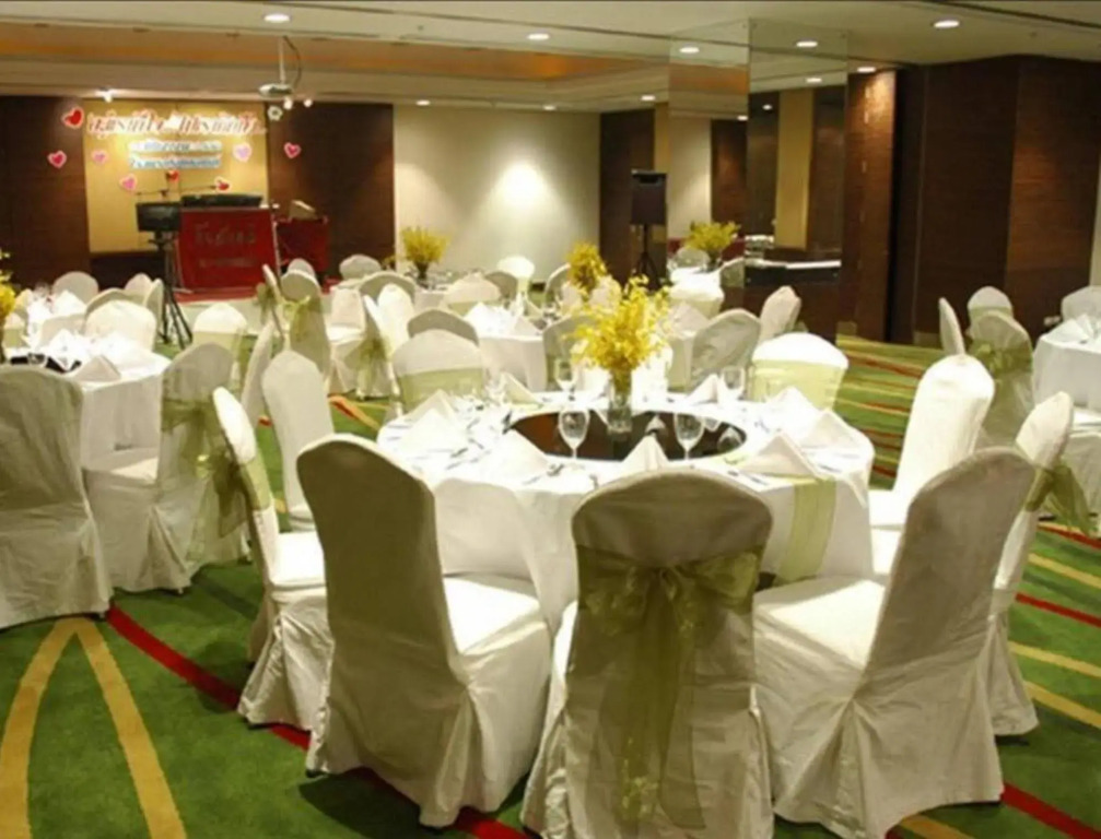 Grand Richmond Stylish Convention Hotel