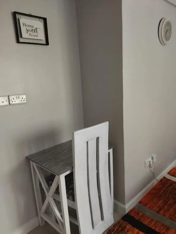 Waridi house