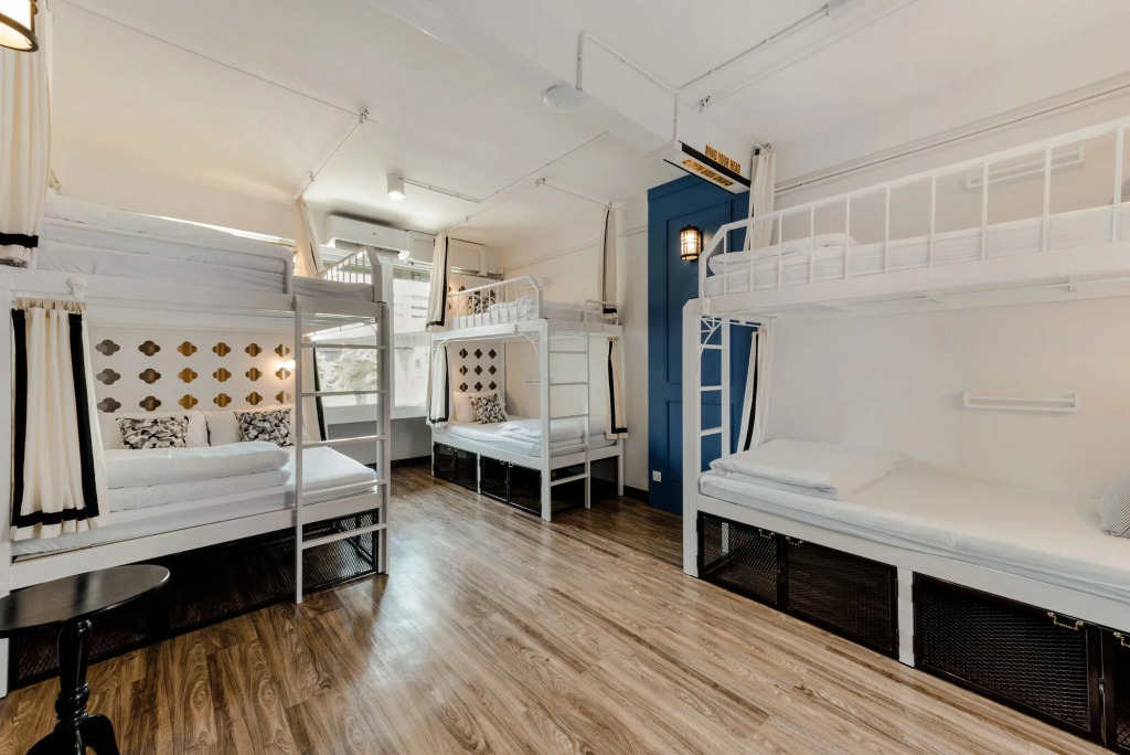 The Quarter Bangkok Poshtel & Coworking - Hostel
