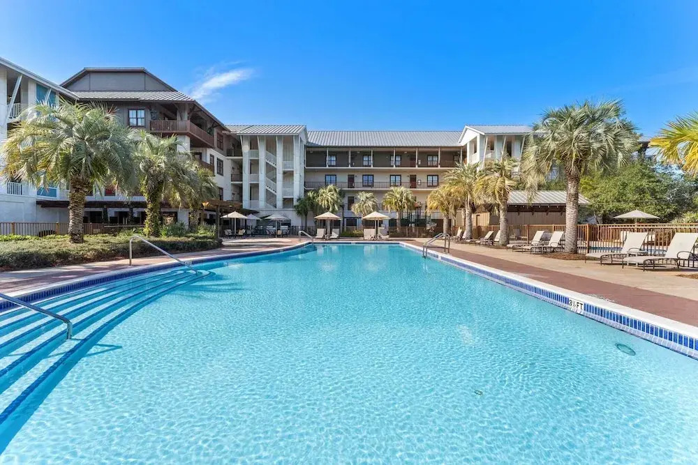 Salty Air & Blue Mountain Flair 3BR Condo w/ Pool, Balcony & Beach Access!