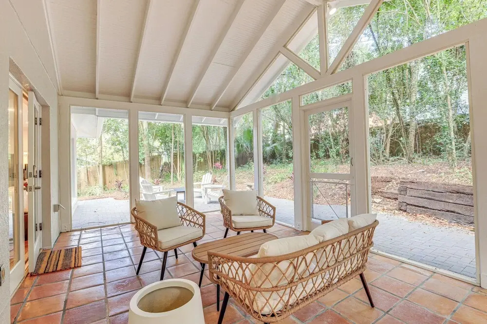 Sunny Gainesville Home ~ Half-mi to UF Campus!