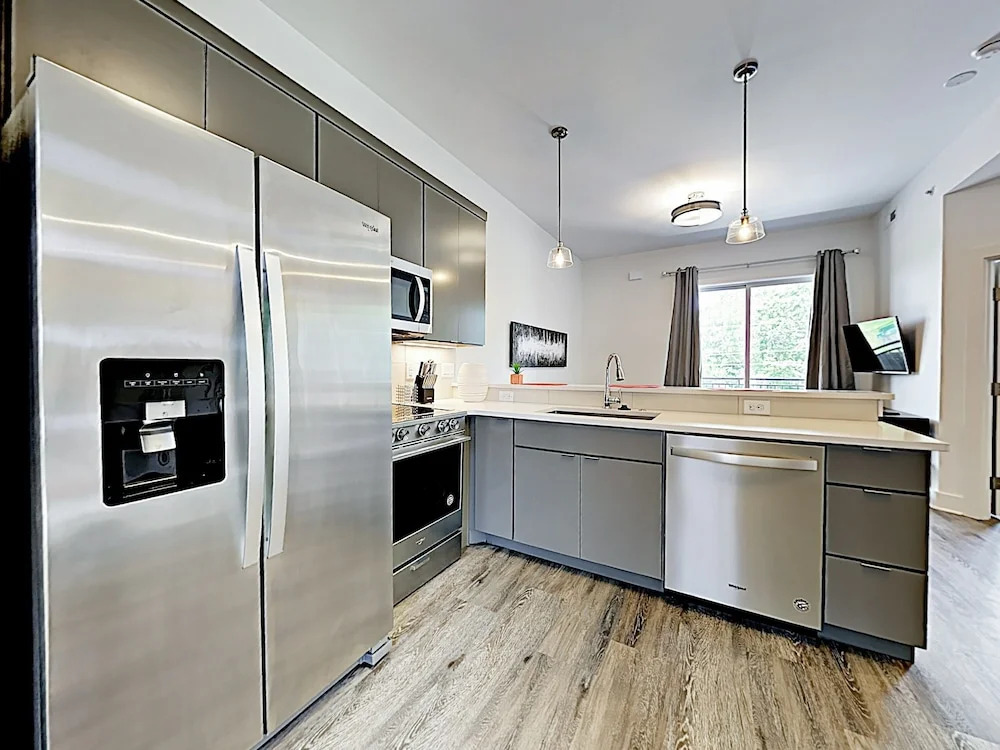 2519 Nashville (1655-163747) - 2 Br Apts