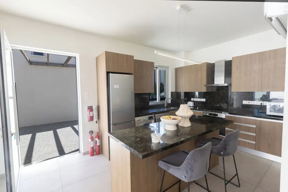 4 Bed Villa With Private Pool - Brand new