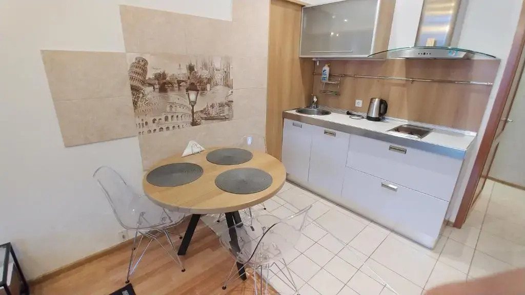 One bedroom. Luxe. 29 Khreshchatyk str. Besarabka