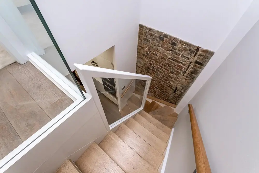 Stanhope Mews Style - 4sms