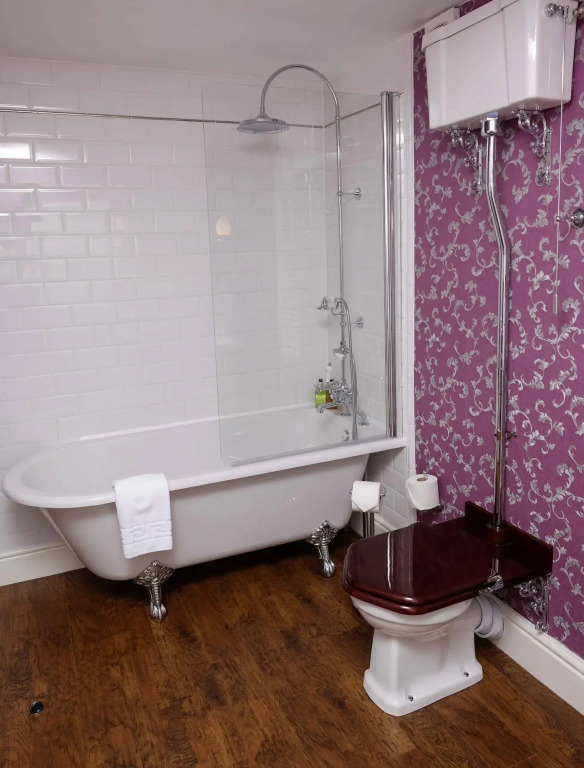 The Willowsmere - Adults Only
