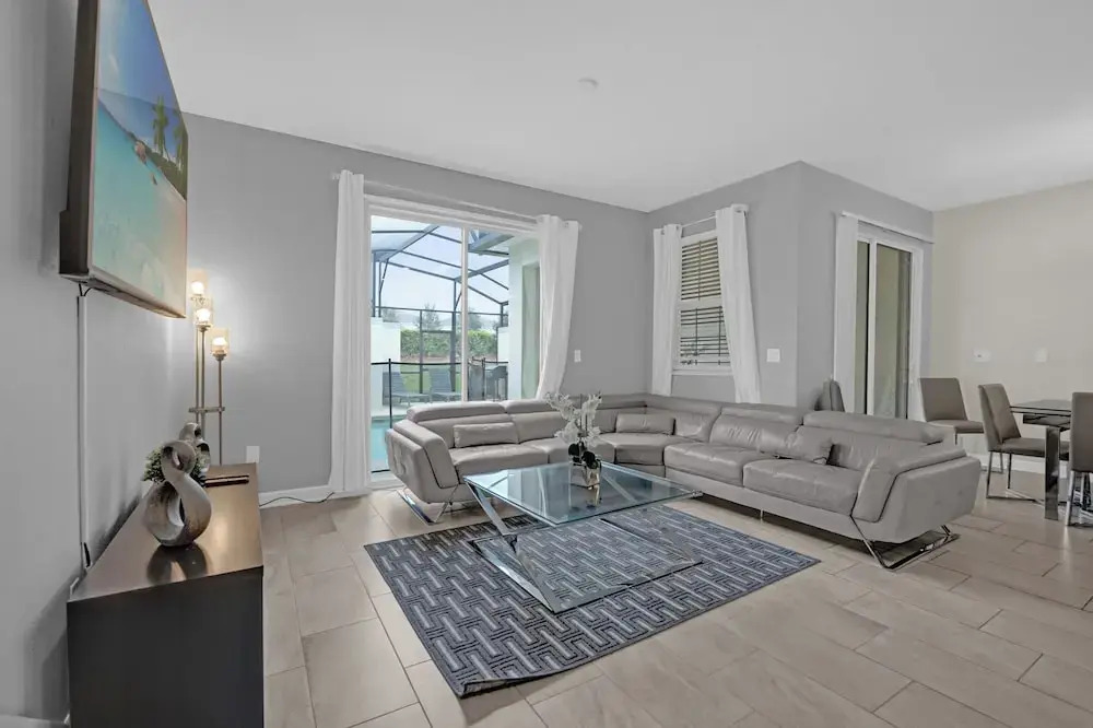 Luxury Davenport Home Perfect Family