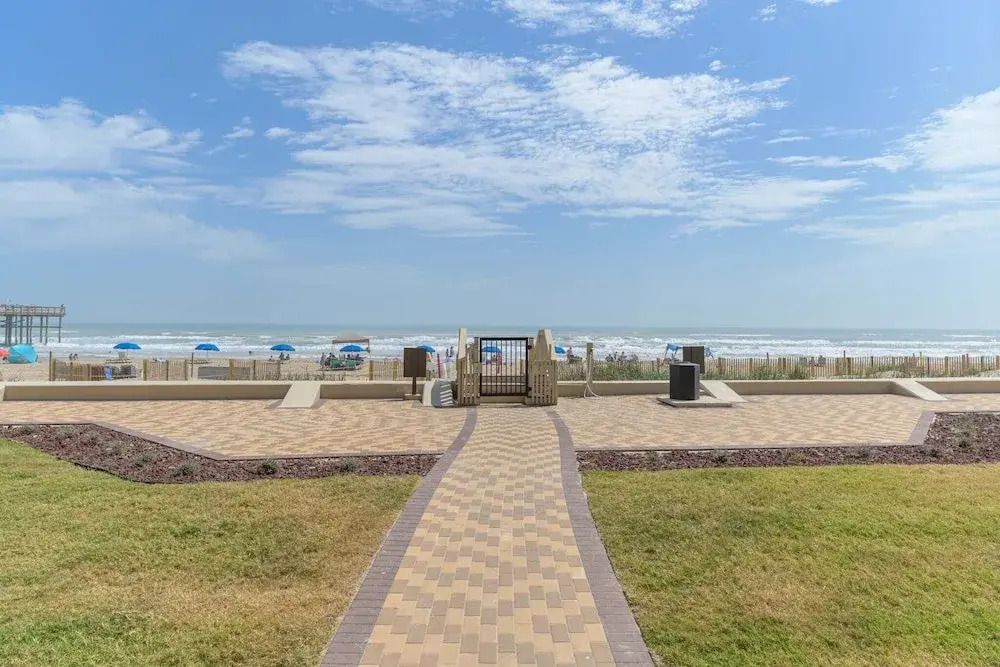 Tiki 136 - Spacious 1br Condo Sleeps 6 Near Beach 1 Bedroom Condo