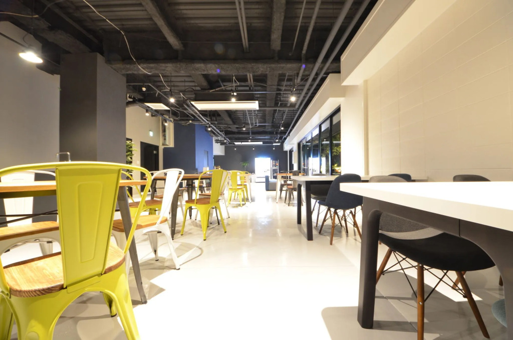 Very Hostel Namba