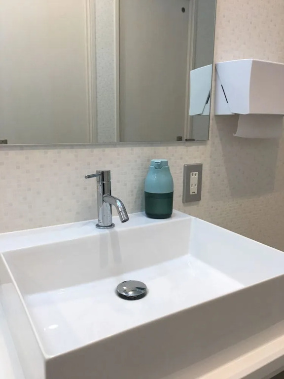 Bed and Yoga Tokyo - Hostel, Caters to Women