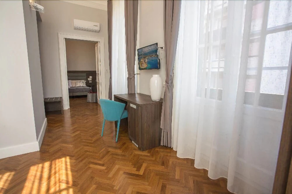 Re Vittorio de Luxe