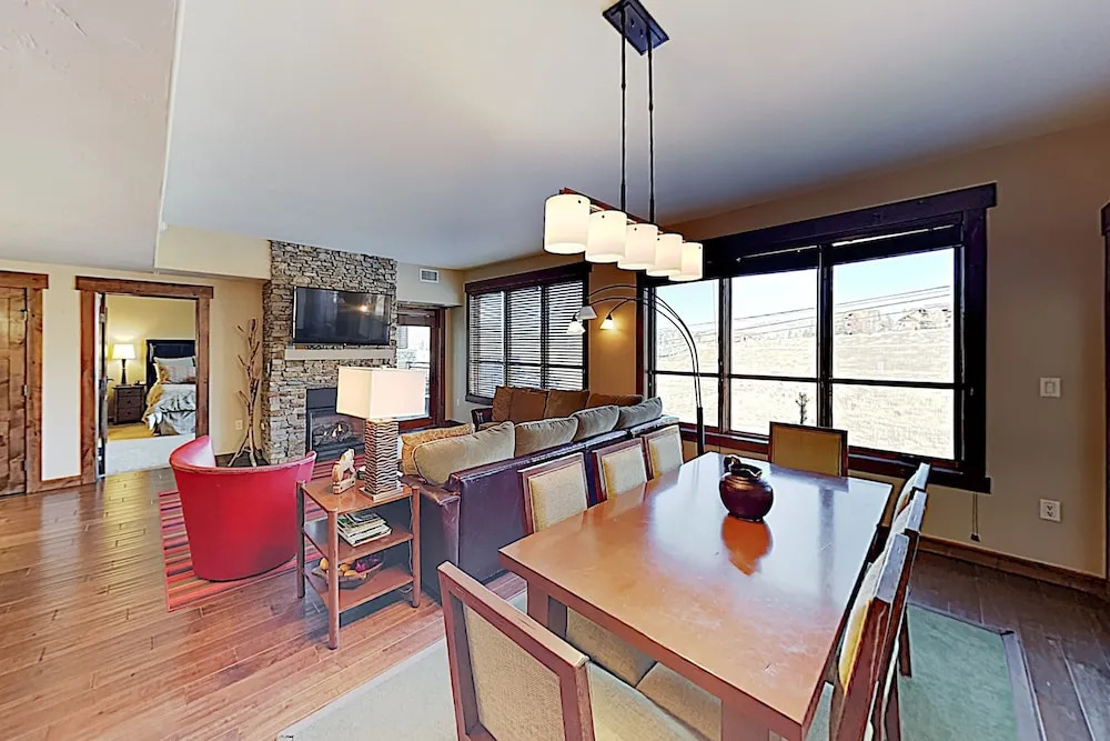 New Listing! Upscale Ski At Trailhead Lodge 3 Bedroom Condo