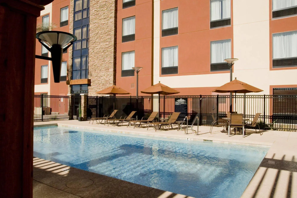 Hampton Inn & Suites Phoenix Chandler-Fashion Center AZ