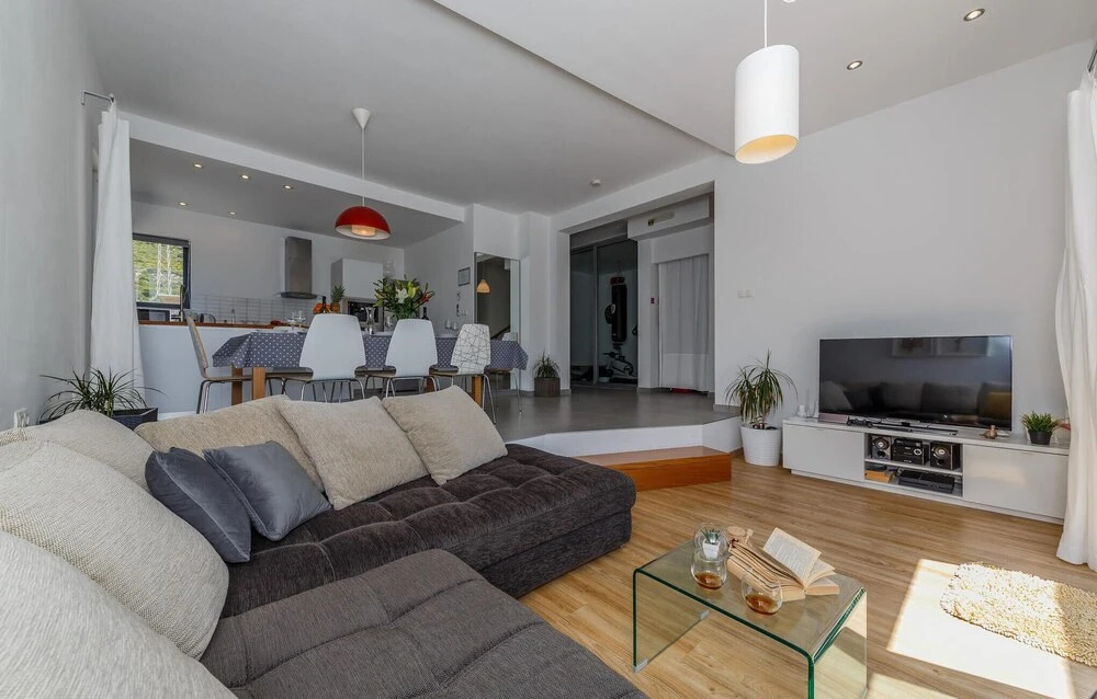 Nice Home in Trogir With Wifi and 4 Bedrooms