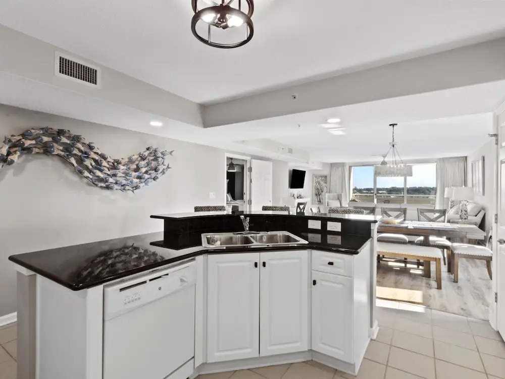 Yacht Club Villas #2-705 3 Bedroom Condo by RedAwning