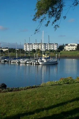 Inn at Oyster Point