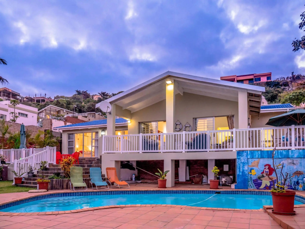 Blue Nautica Coastal Retreat