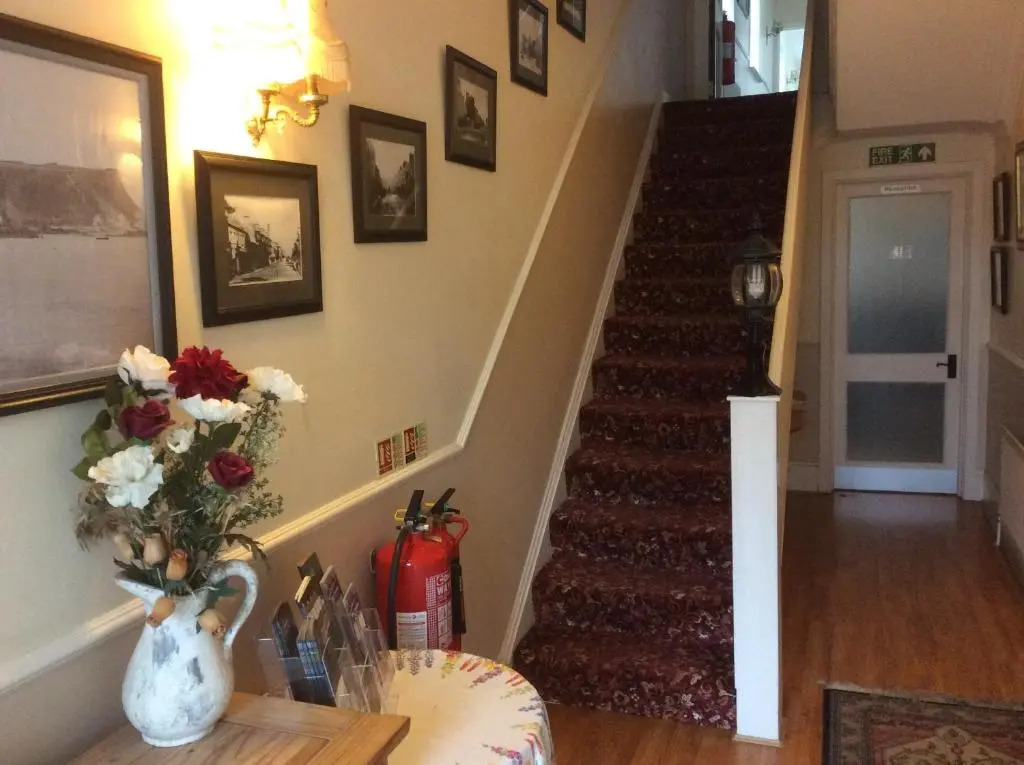 An Caislean Corratavey Guest House