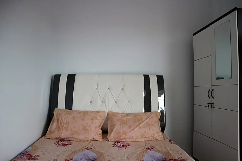 OYO Life 2670 Aline Kost