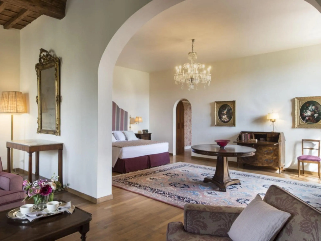 Luxury Villa 30 minutes driving from Florence-VILLA RINALDI