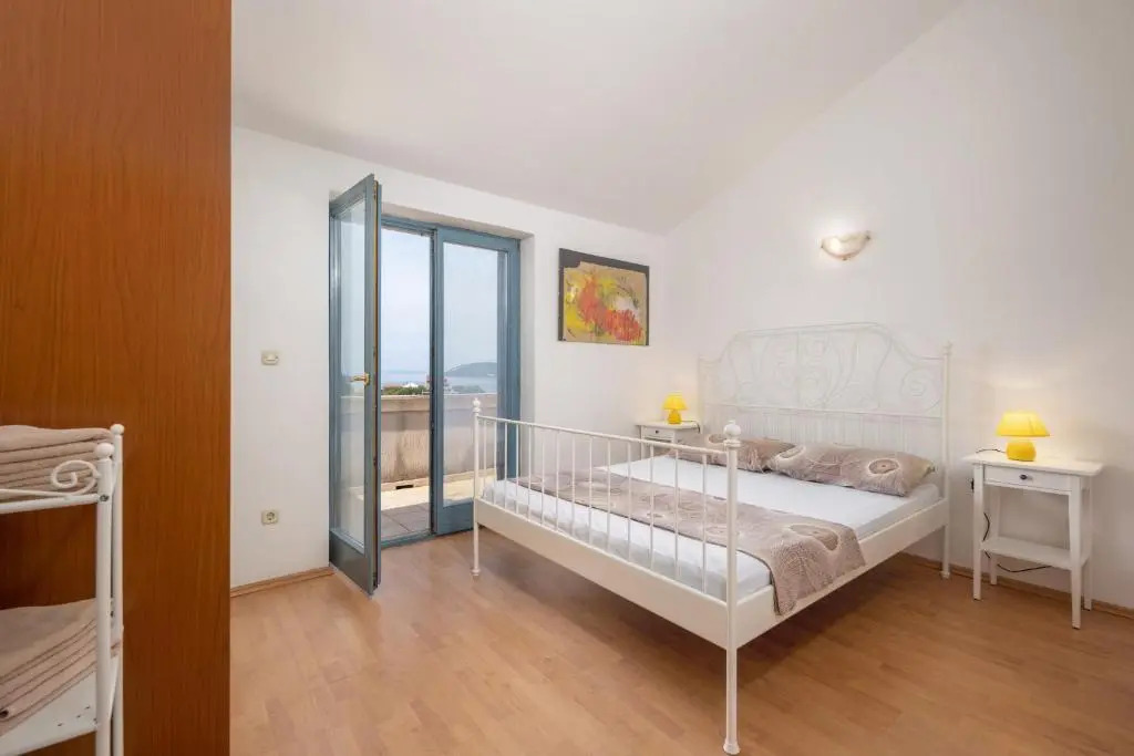 Apartment Doris