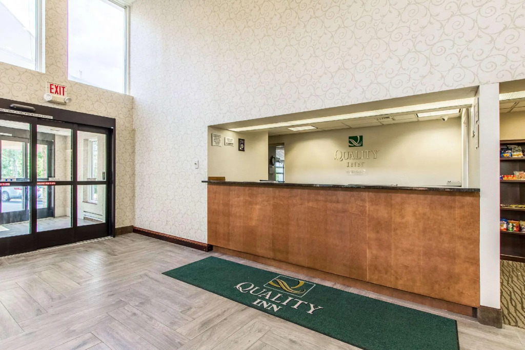 GreenRidge Hotel