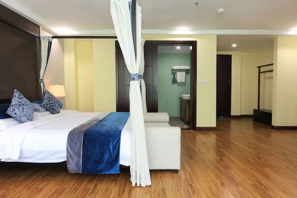 Yangshuo Lijiang Island Riverside Resort