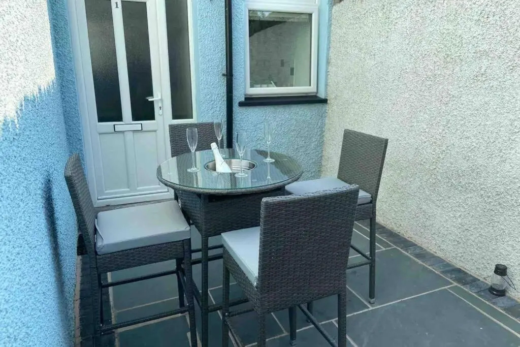 Ulverston South Lakes Spacious 3 Bed G/F Apartment