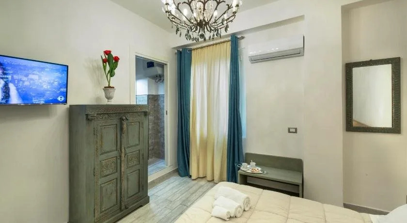 Piazza Martiri Rooms
