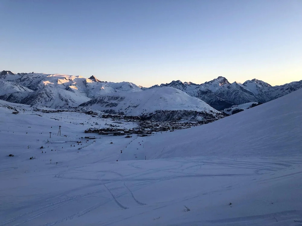 Apartment With 4 Bedrooms in Alpes D'huez, With Wonderful Mountain Vie