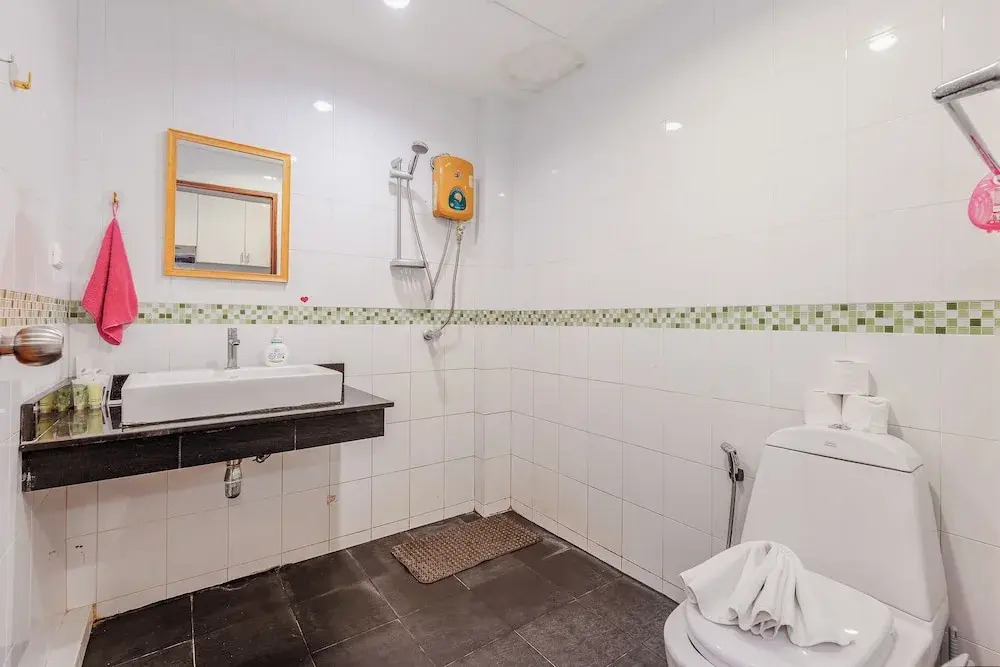 1BR Near Naiharn Pool&Relaxed Vibes C199