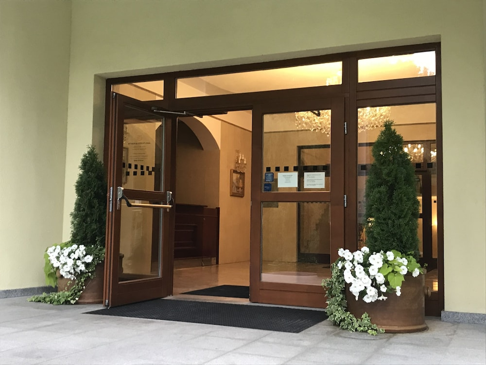 Slunecni Lazne Apartments
