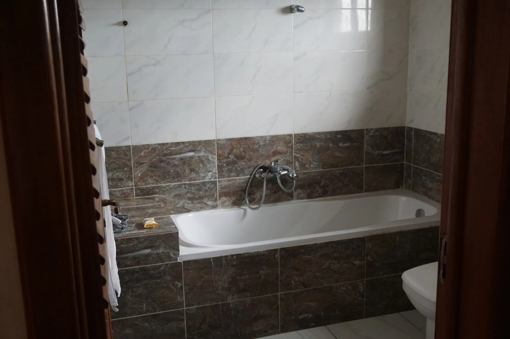 Accra Royal Castle Apartments & Suites