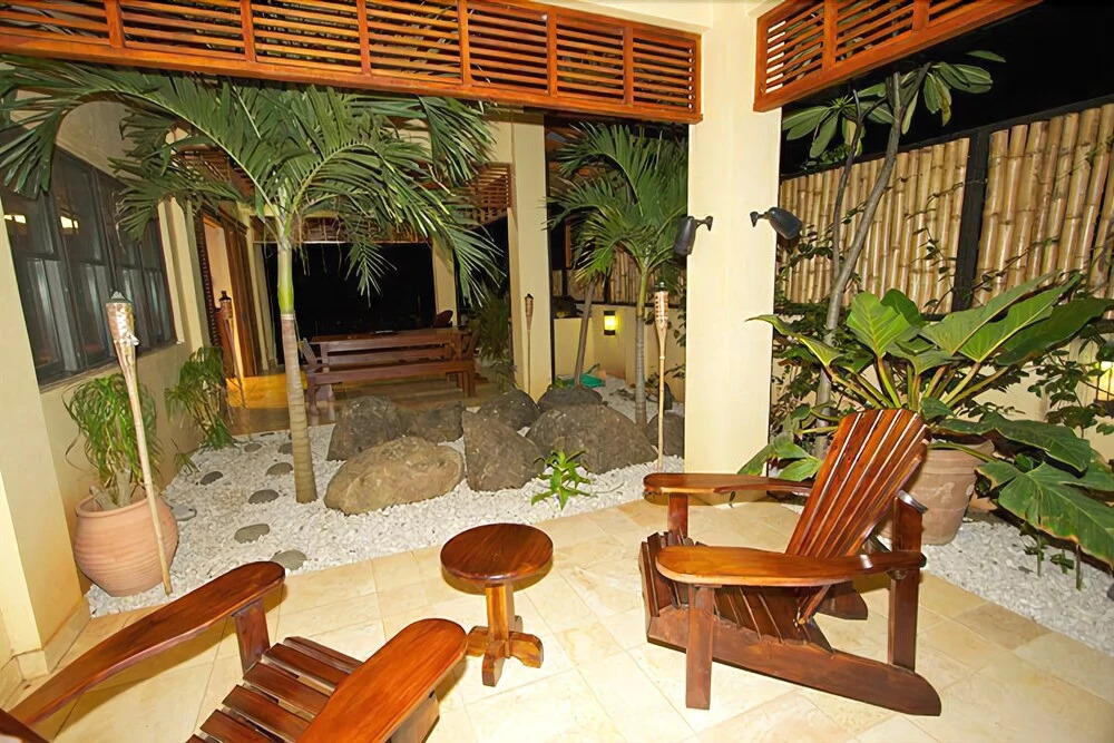 Casa Canopy