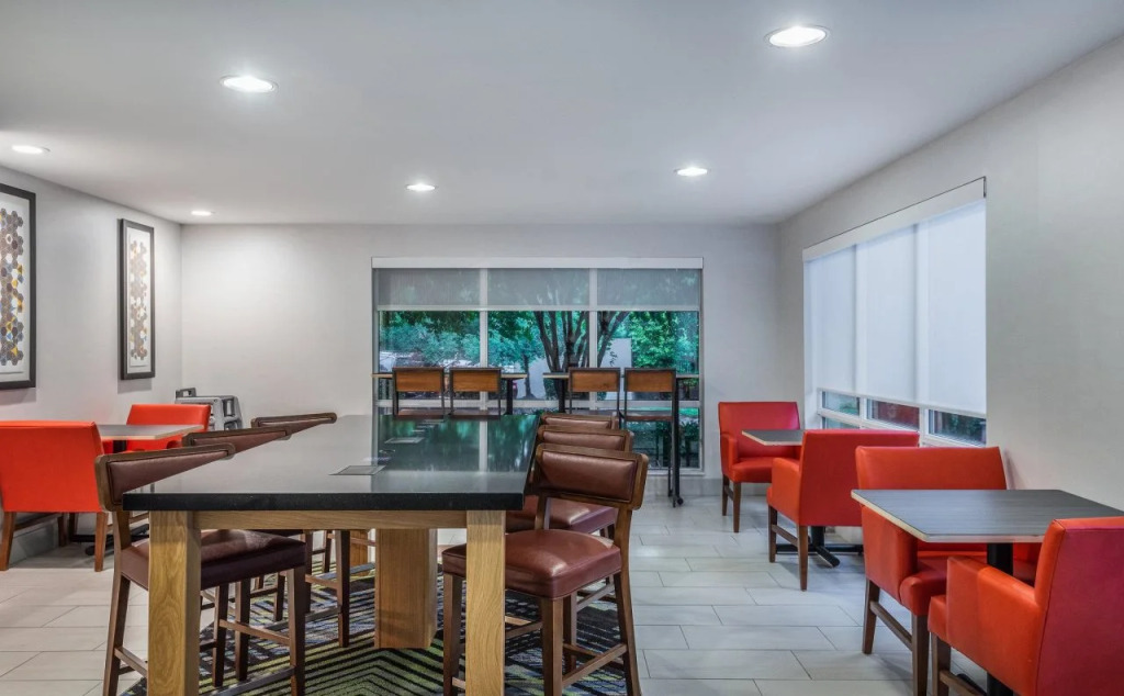 Holiday Inn Express Chapel Hill by IHG