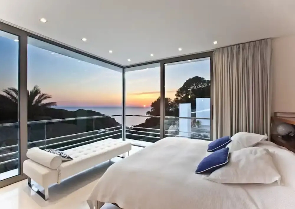 Appealing Villa With Private Terrace