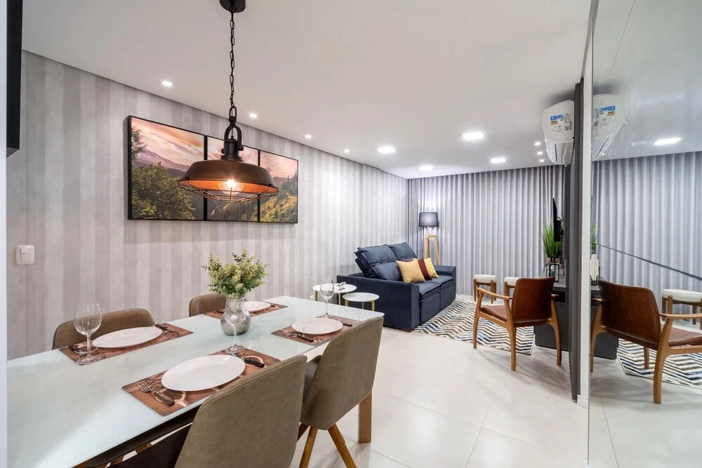 Maravilhoso e Luxuoso Apto Central Acomoda at 6 h Spedes