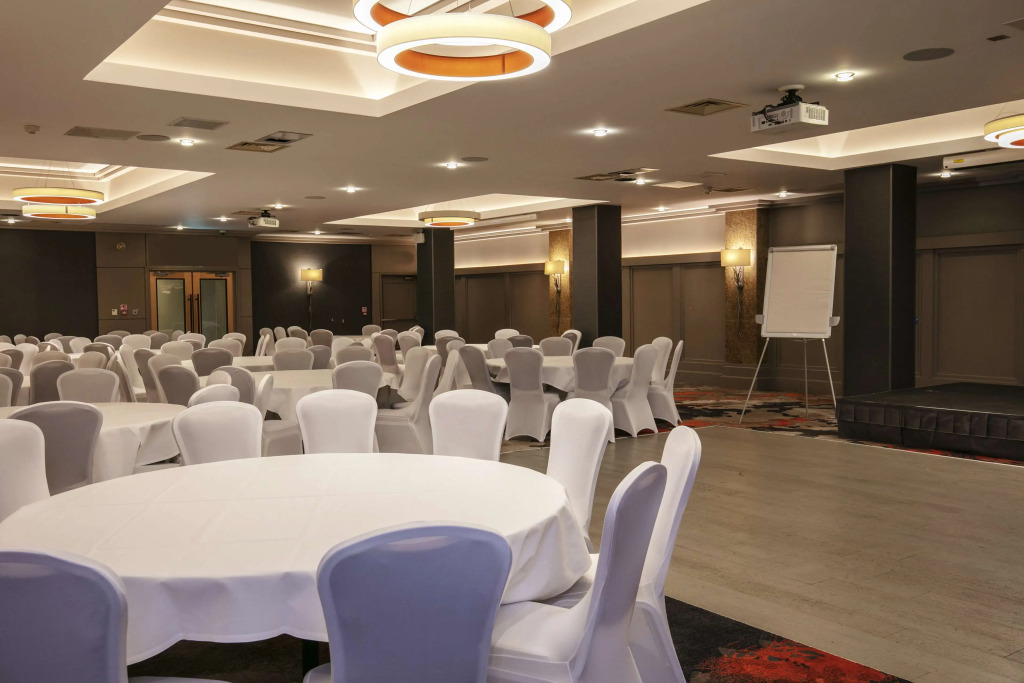 The Crown London, WorldHotels Distinctive